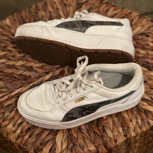PUMA Karmen Rebelle, size 9, white/camo/gold